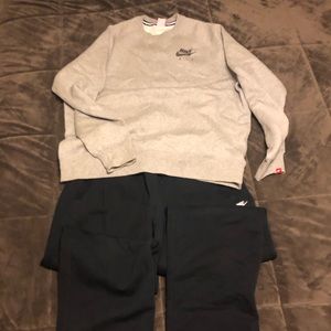 Men’s Nike hoodie/pants gently used